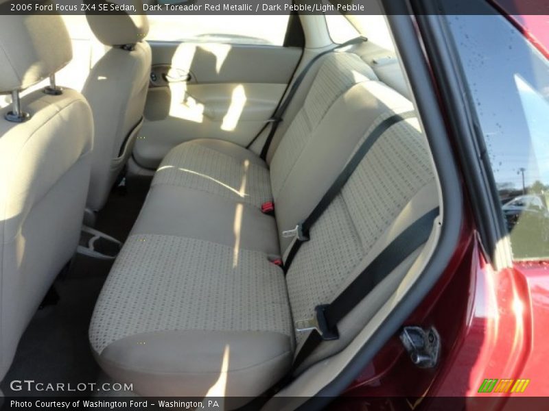 Dark Toreador Red Metallic / Dark Pebble/Light Pebble 2006 Ford Focus ZX4 SE Sedan