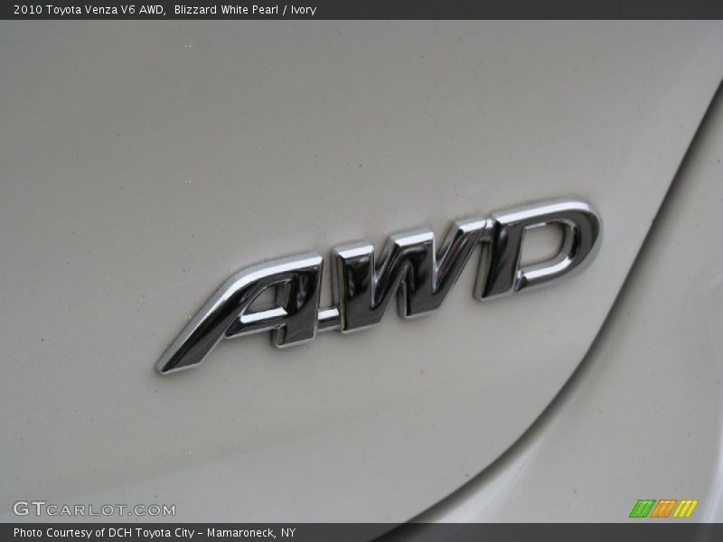 Blizzard White Pearl / Ivory 2010 Toyota Venza V6 AWD