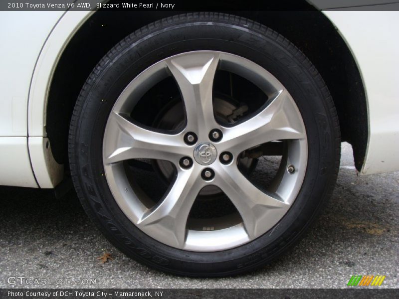 Blizzard White Pearl / Ivory 2010 Toyota Venza V6 AWD