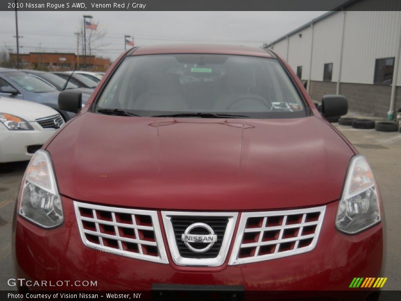 Venom Red / Gray 2010 Nissan Rogue S AWD