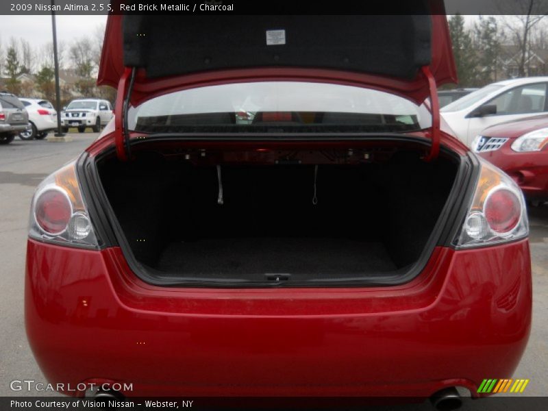 Red Brick Metallic / Charcoal 2009 Nissan Altima 2.5 S