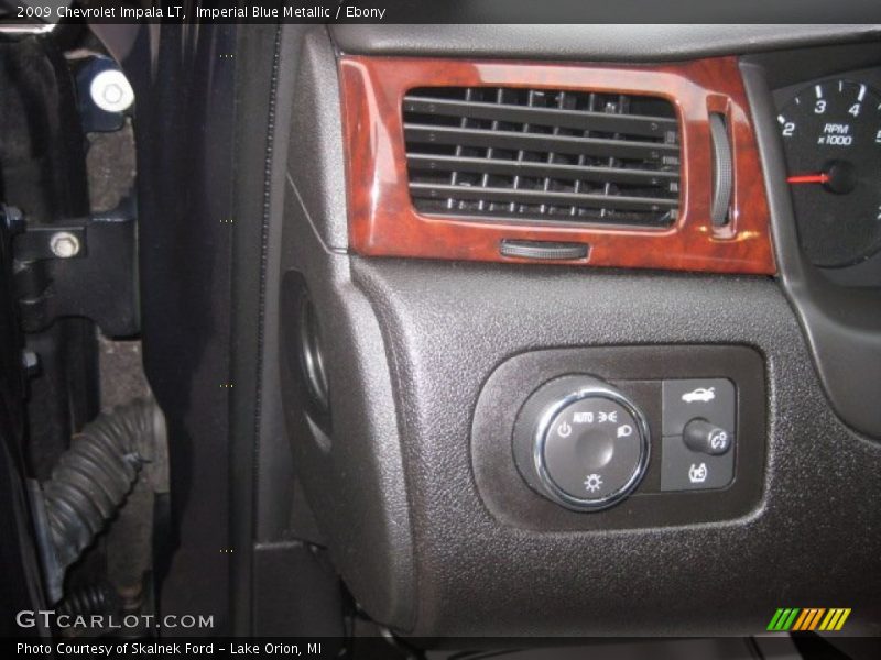 Imperial Blue Metallic / Ebony 2009 Chevrolet Impala LT