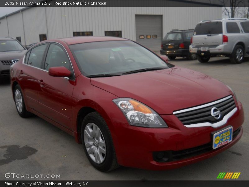 Red Brick Metallic / Charcoal 2009 Nissan Altima 2.5 S