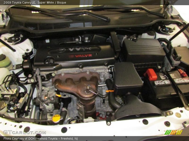 Super White / Bisque 2009 Toyota Camry LE
