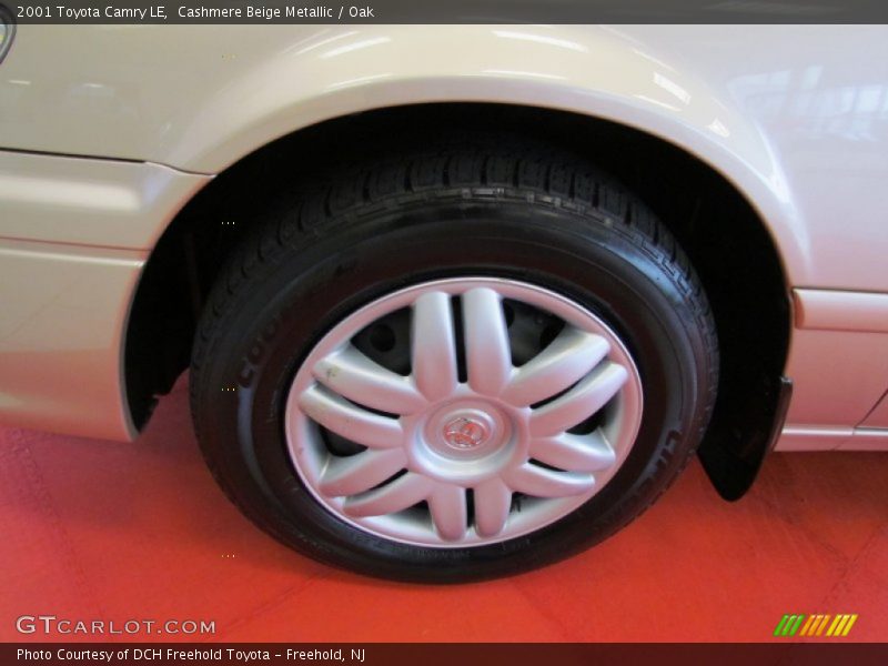 Cashmere Beige Metallic / Oak 2001 Toyota Camry LE