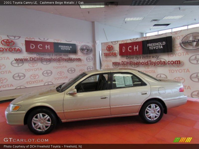 Cashmere Beige Metallic / Oak 2001 Toyota Camry LE