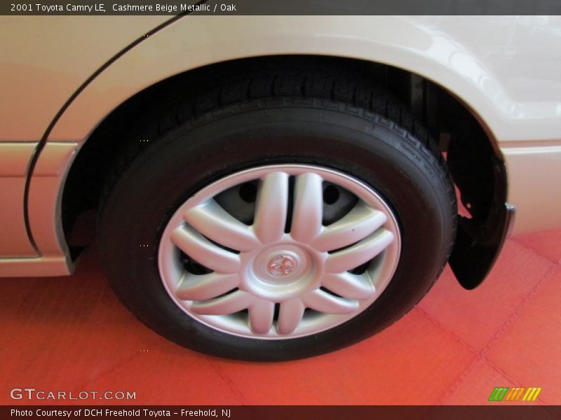 Cashmere Beige Metallic / Oak 2001 Toyota Camry LE