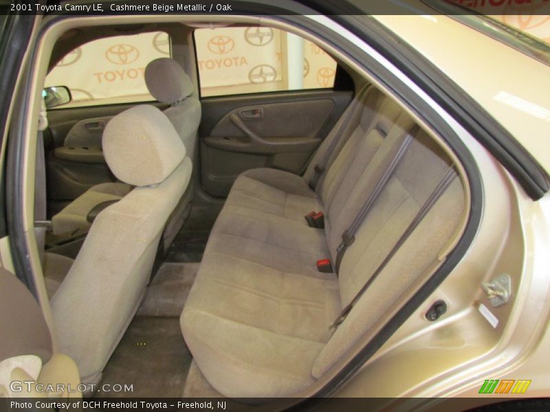 Cashmere Beige Metallic / Oak 2001 Toyota Camry LE