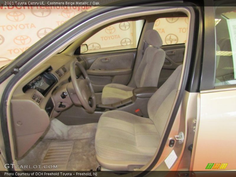 Cashmere Beige Metallic / Oak 2001 Toyota Camry LE