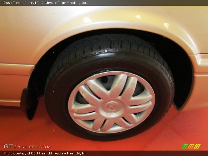 Cashmere Beige Metallic / Oak 2001 Toyota Camry LE