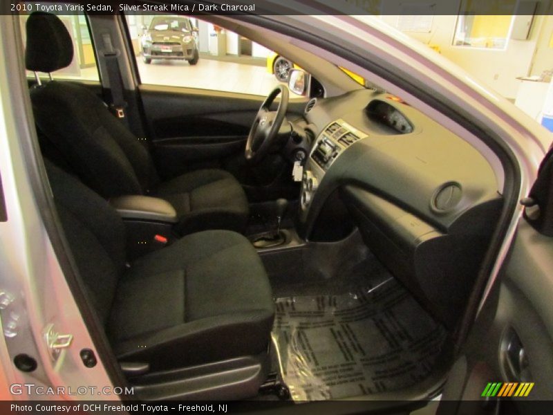 Silver Streak Mica / Dark Charcoal 2010 Toyota Yaris Sedan