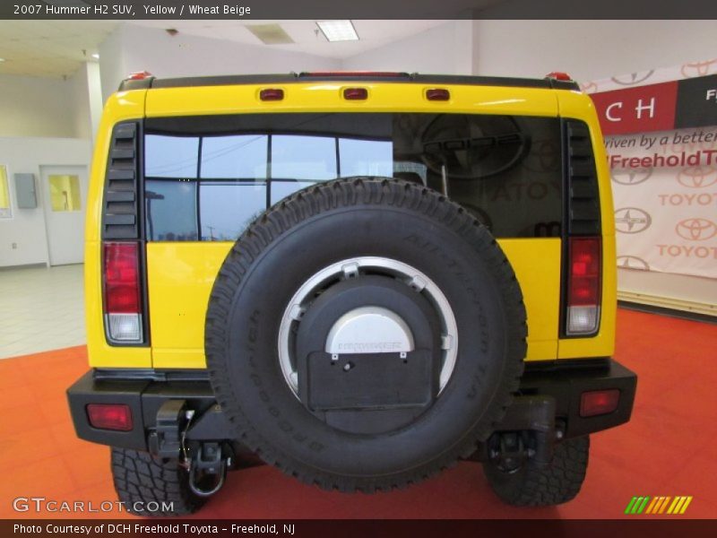Yellow / Wheat Beige 2007 Hummer H2 SUV