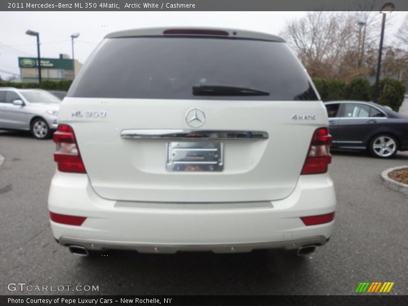 Arctic White / Cashmere 2011 Mercedes-Benz ML 350 4Matic