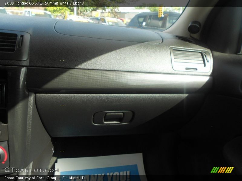 Summit White / Ebony 2009 Pontiac G5 XFE