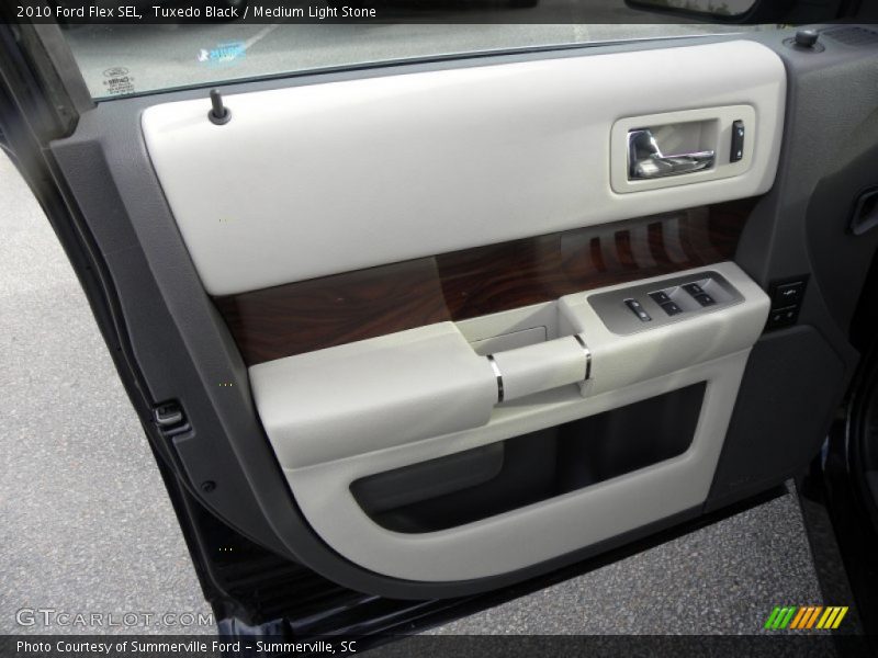 Tuxedo Black / Medium Light Stone 2010 Ford Flex SEL