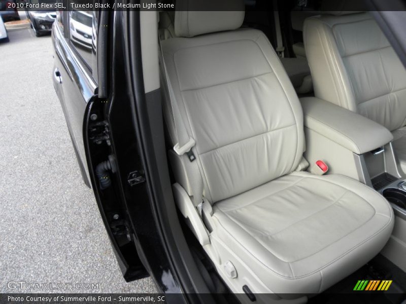 Tuxedo Black / Medium Light Stone 2010 Ford Flex SEL