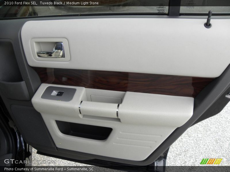 Tuxedo Black / Medium Light Stone 2010 Ford Flex SEL