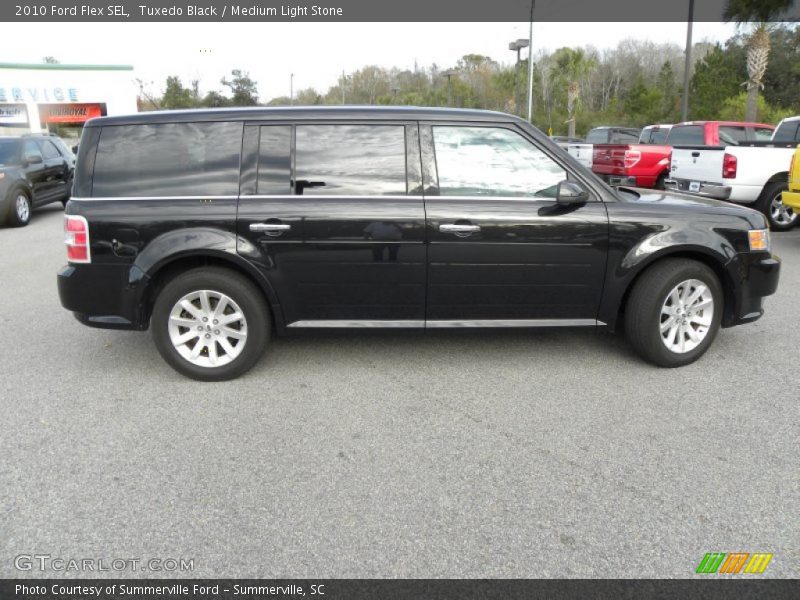Tuxedo Black / Medium Light Stone 2010 Ford Flex SEL