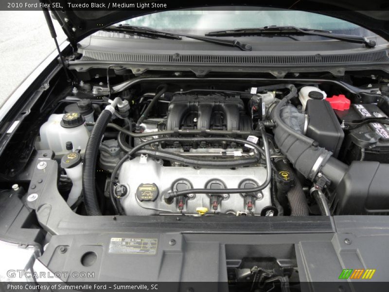 Tuxedo Black / Medium Light Stone 2010 Ford Flex SEL
