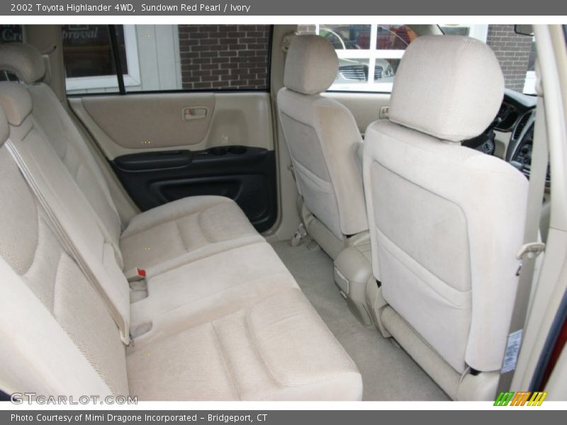 Sundown Red Pearl / Ivory 2002 Toyota Highlander 4WD