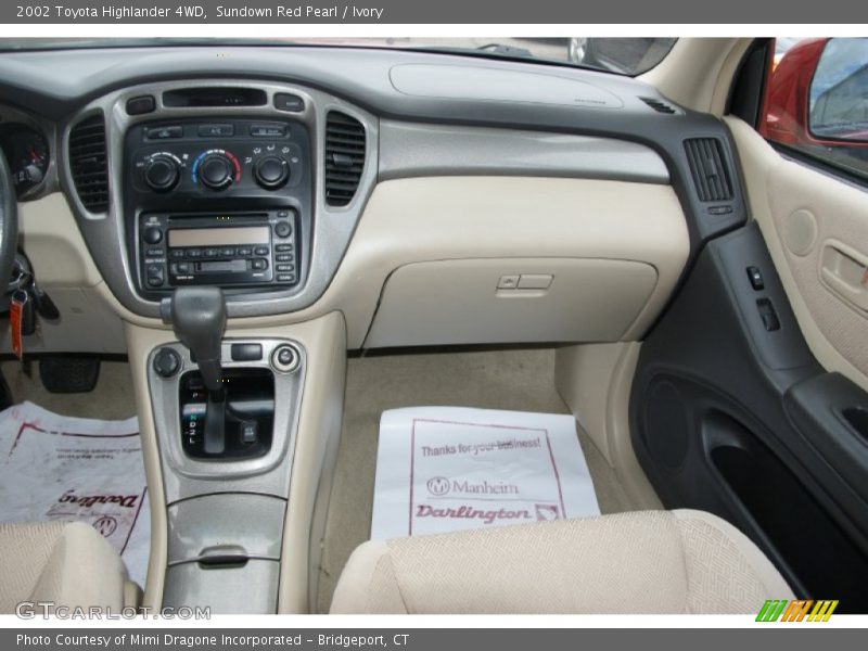 Sundown Red Pearl / Ivory 2002 Toyota Highlander 4WD