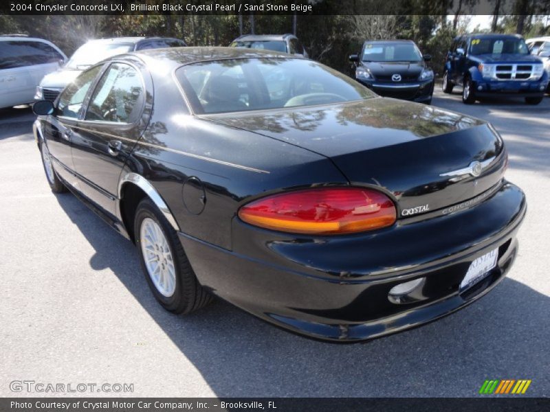 Brilliant Black Crystal Pearl / Sand Stone Beige 2004 Chrysler Concorde LXi