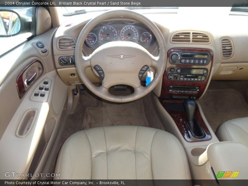 Brilliant Black Crystal Pearl / Sand Stone Beige 2004 Chrysler Concorde LXi