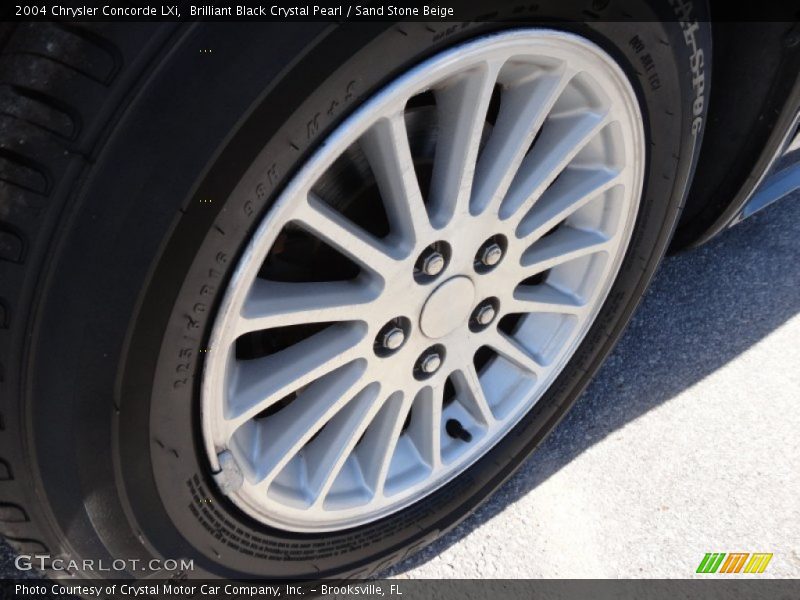 Brilliant Black Crystal Pearl / Sand Stone Beige 2004 Chrysler Concorde LXi