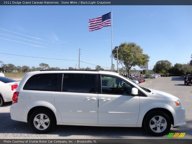Stone White / Black/Light Graystone 2011 Dodge Grand Caravan Mainstreet