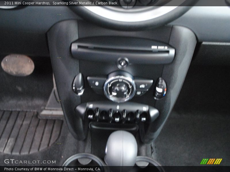 Sparkling Silver Metallic / Carbon Black 2011 Mini Cooper Hardtop