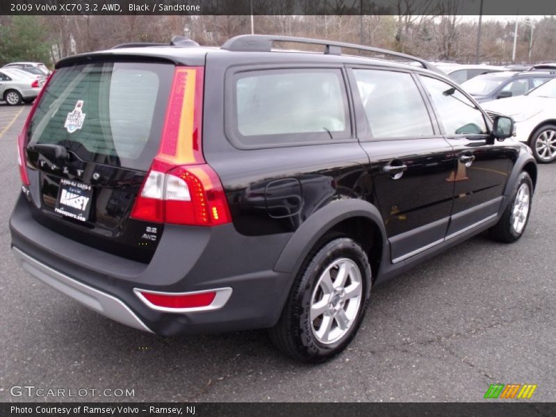 Black / Sandstone 2009 Volvo XC70 3.2 AWD