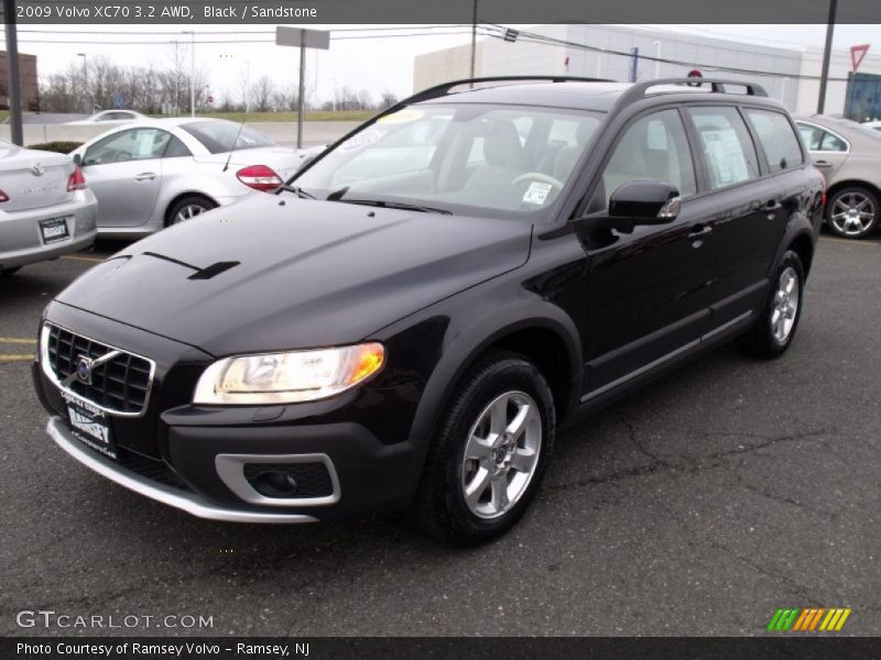 Black / Sandstone 2009 Volvo XC70 3.2 AWD