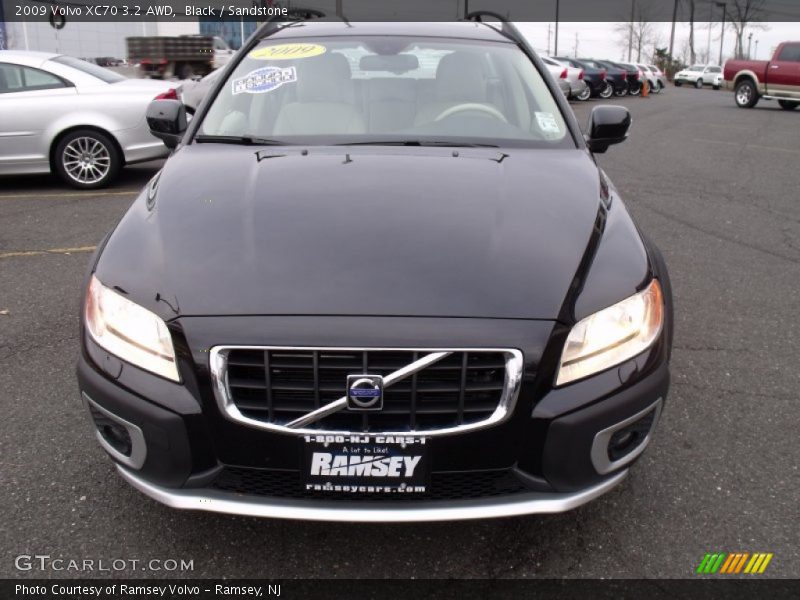 Black / Sandstone 2009 Volvo XC70 3.2 AWD