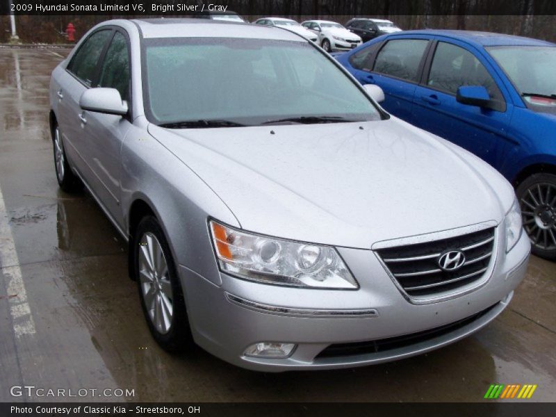 Bright Silver / Gray 2009 Hyundai Sonata Limited V6
