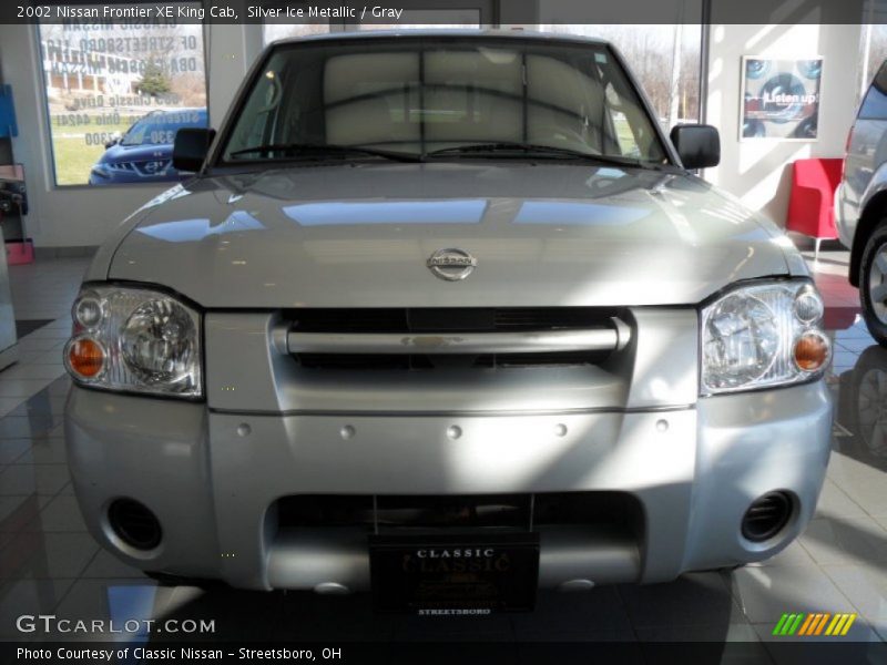 Silver Ice Metallic / Gray 2002 Nissan Frontier XE King Cab