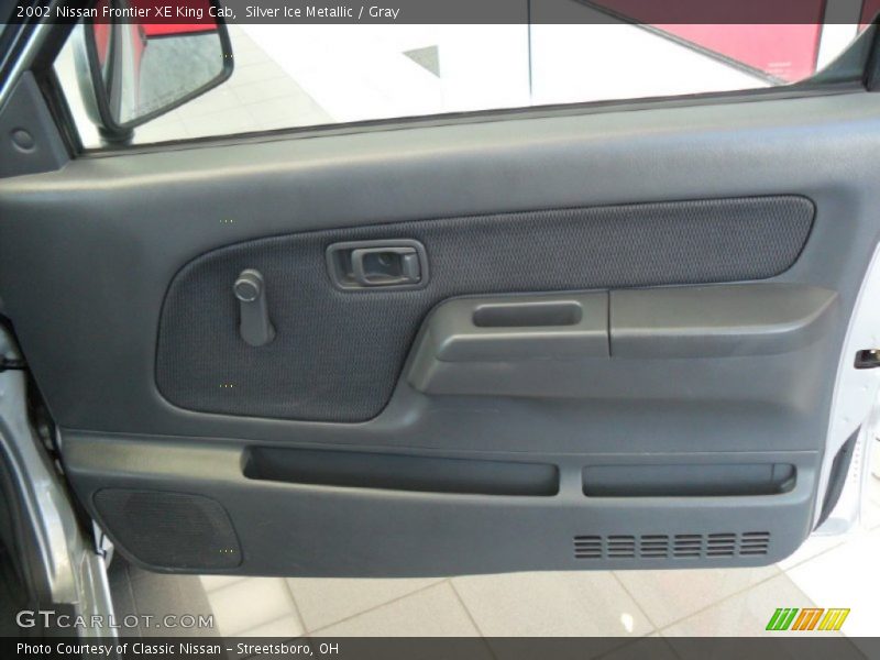 Door Panel of 2002 Frontier XE King Cab