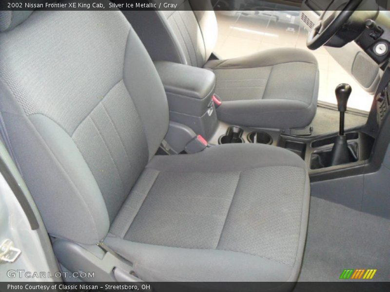  2002 Frontier XE King Cab Gray Interior
