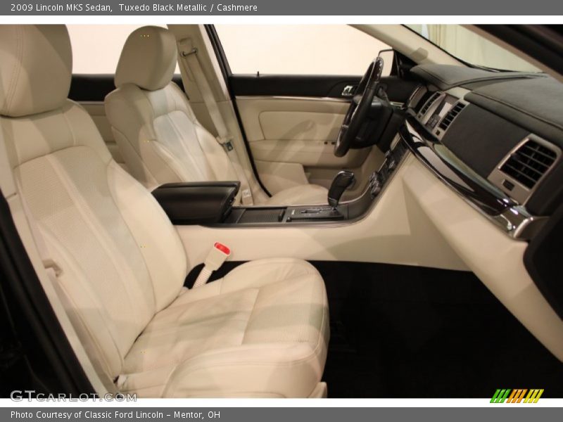 Tuxedo Black Metallic / Cashmere 2009 Lincoln MKS Sedan