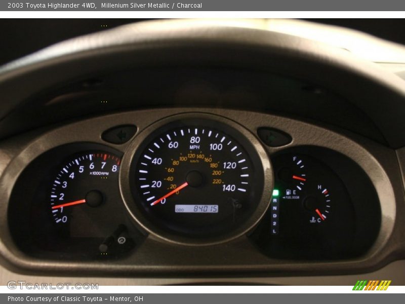 Millenium Silver Metallic / Charcoal 2003 Toyota Highlander 4WD
