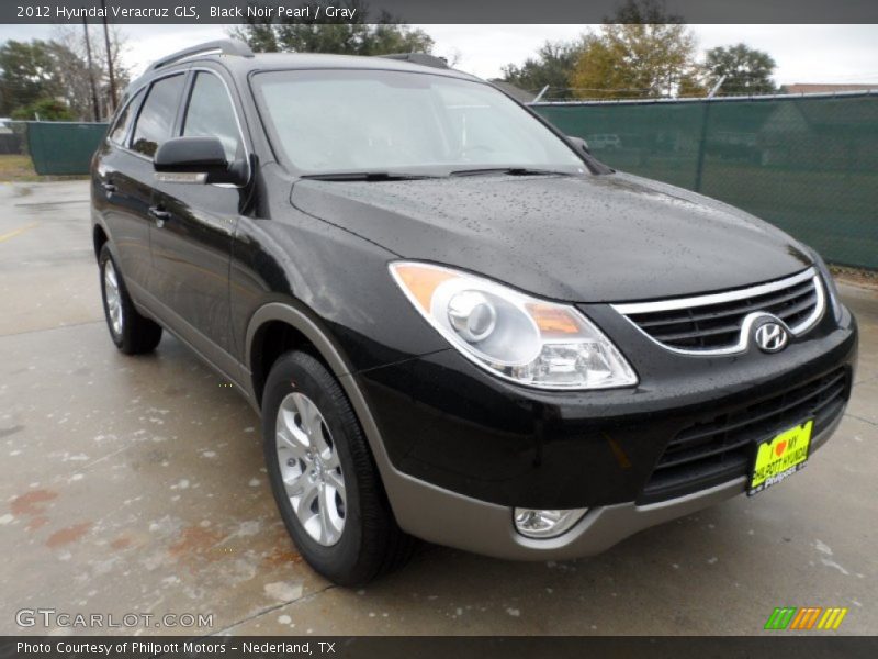 Black Noir Pearl / Gray 2012 Hyundai Veracruz GLS
