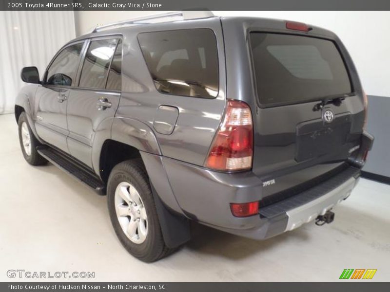 Galactic Gray Mica / Stone 2005 Toyota 4Runner SR5