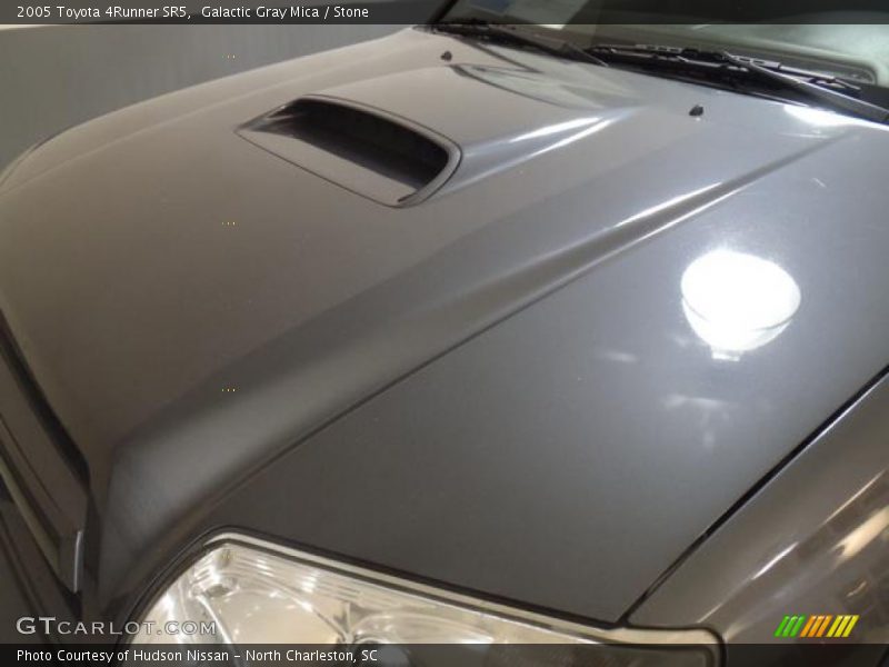 Galactic Gray Mica / Stone 2005 Toyota 4Runner SR5