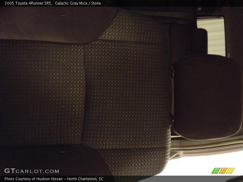 Galactic Gray Mica / Stone 2005 Toyota 4Runner SR5