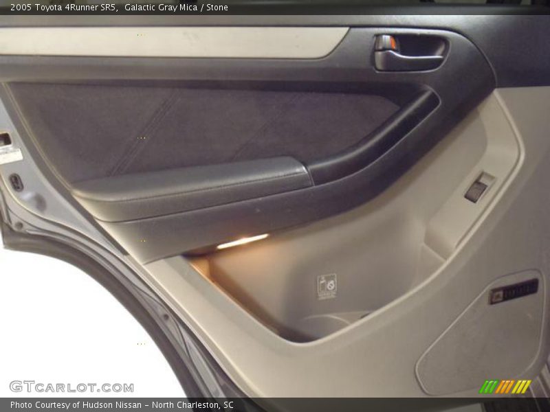 Galactic Gray Mica / Stone 2005 Toyota 4Runner SR5