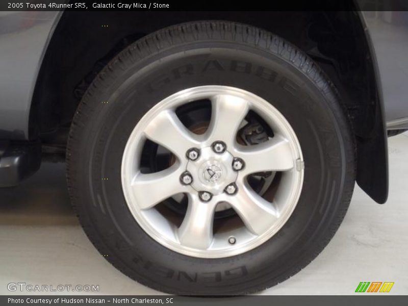 Galactic Gray Mica / Stone 2005 Toyota 4Runner SR5