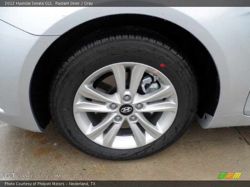 Radiant Silver / Gray 2012 Hyundai Sonata GLS