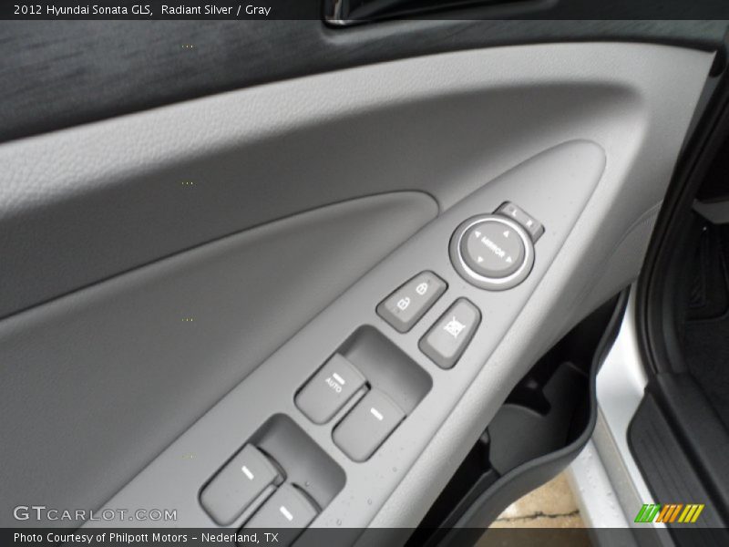 Radiant Silver / Gray 2012 Hyundai Sonata GLS