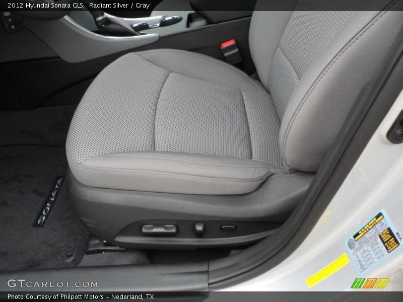 Radiant Silver / Gray 2012 Hyundai Sonata GLS