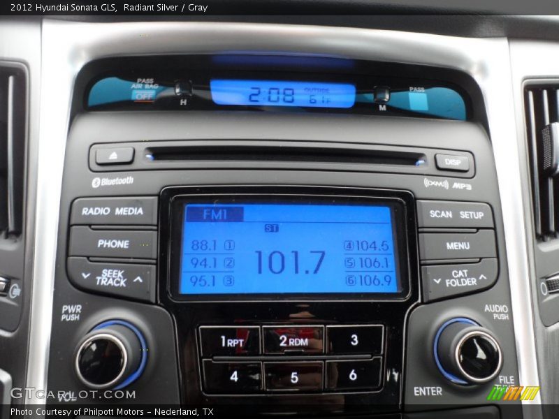 Radiant Silver / Gray 2012 Hyundai Sonata GLS