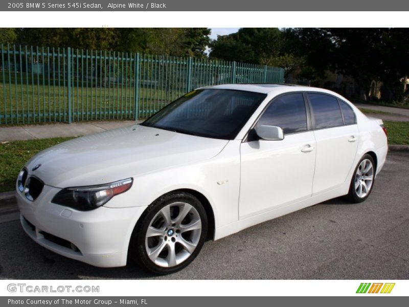 Alpine White / Black 2005 BMW 5 Series 545i Sedan